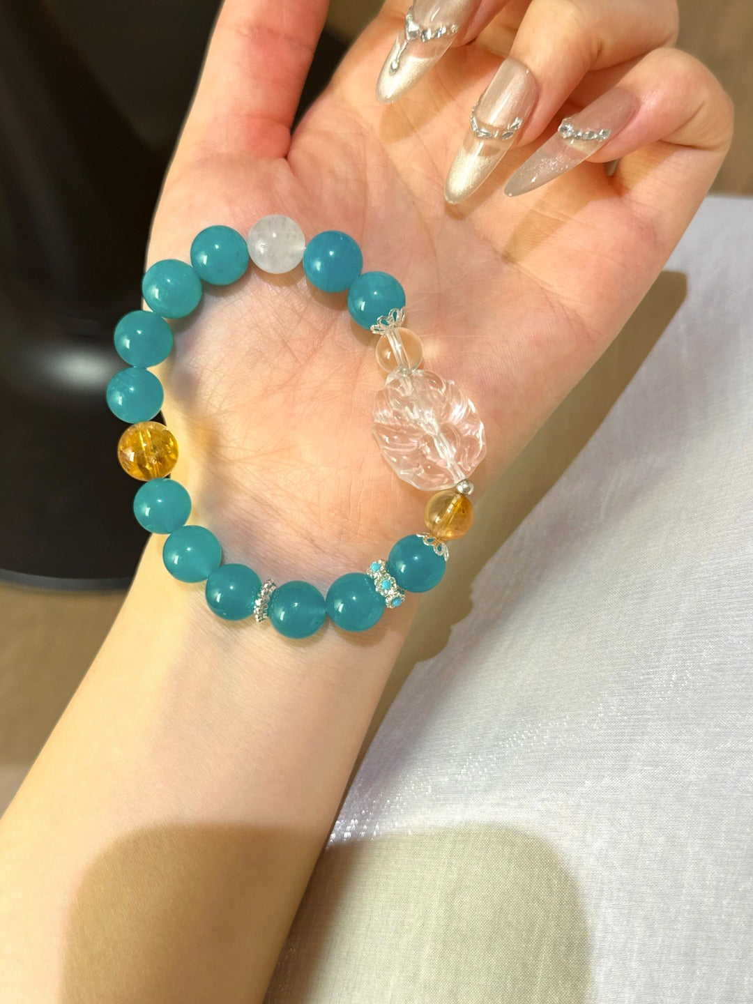 ▫️▪️ Tianhe stone white crystal nine-tailed fox bracelet